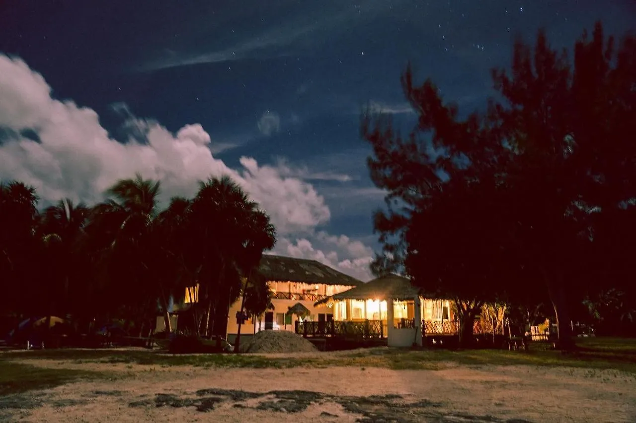 Ikarus Costa Mujeres Eco Lodge Sunset View Cancun 0*,  Mexico