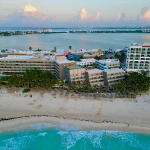 4* Otel Flamingo